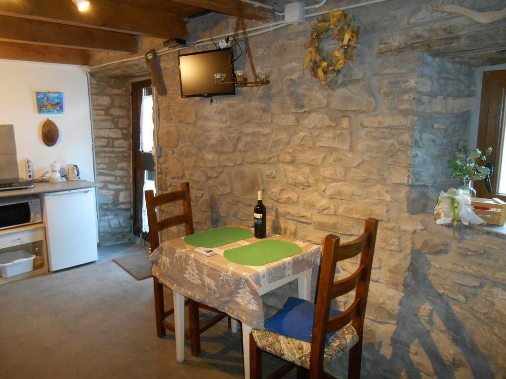 La Casa Nel Bosco-Senza Auto Guest House Ponte della Venturina Ngoại thất bức ảnh